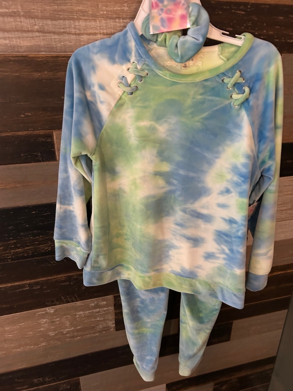 Btween Girl’s Tie-Dye Velour   Set in Blue & Green size 12